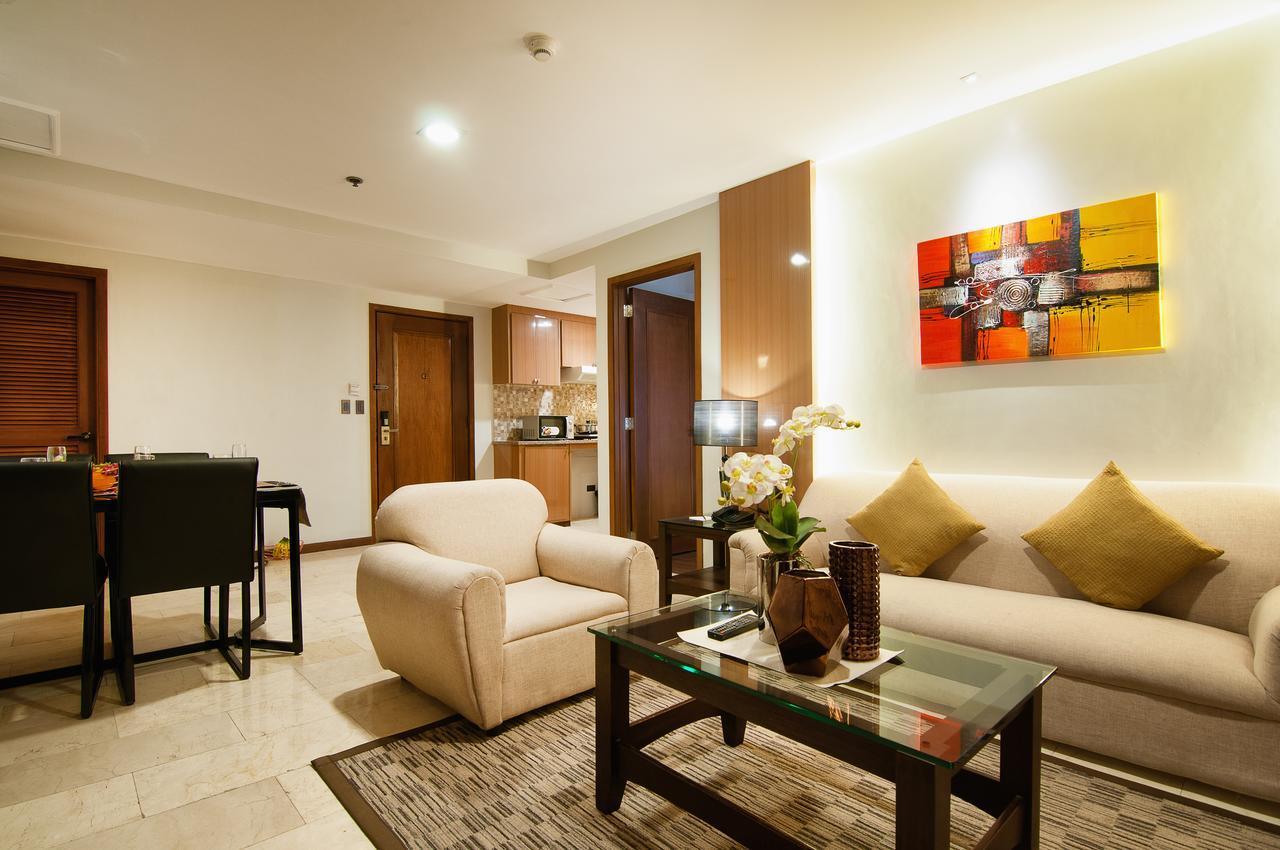 Fernandina 88 Suites Hotel ケソンシティ エクステリア 写真
