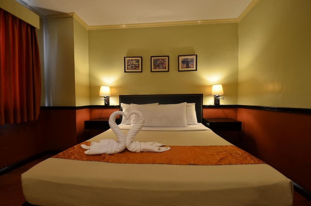 Fernandina 88 Suites Hotel ケソンシティ エクステリア 写真