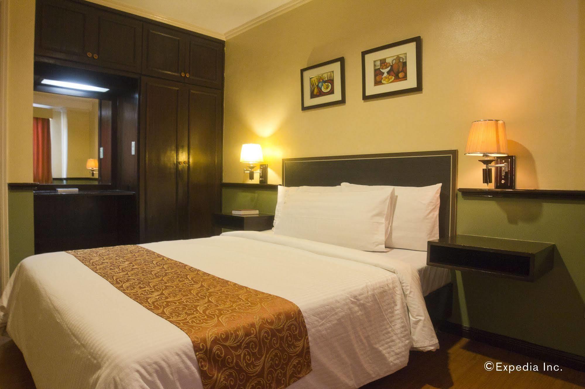 Fernandina 88 Suites Hotel ケソンシティ エクステリア 写真