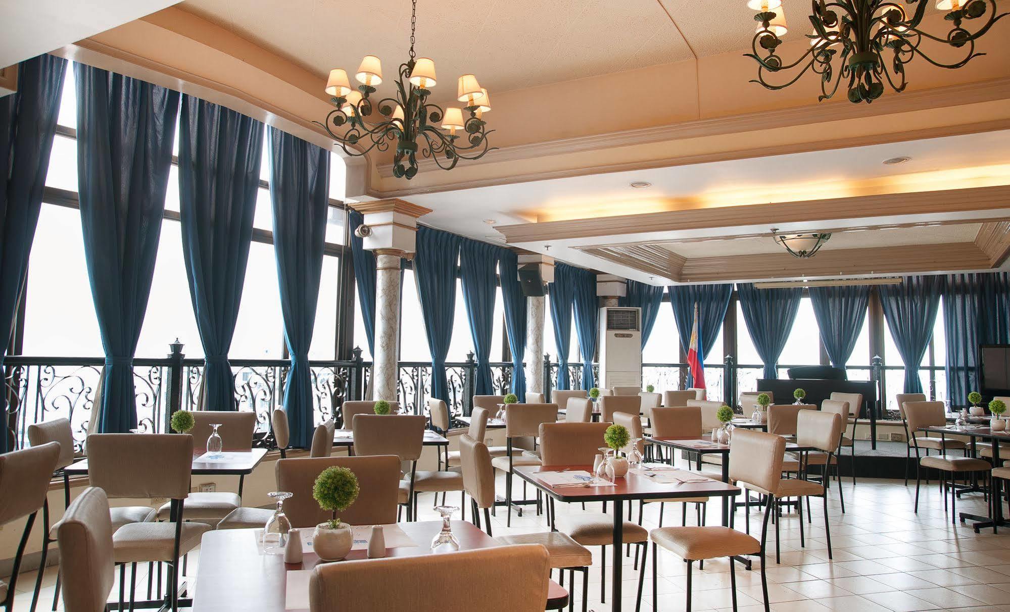 Fernandina 88 Suites Hotel ケソンシティ エクステリア 写真